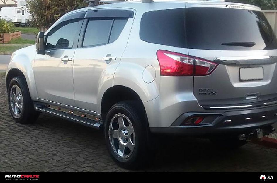 ISUZU MU X HE886 CHROME